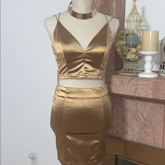 Dresses & Skirts - Mini Skirt 2 Piece